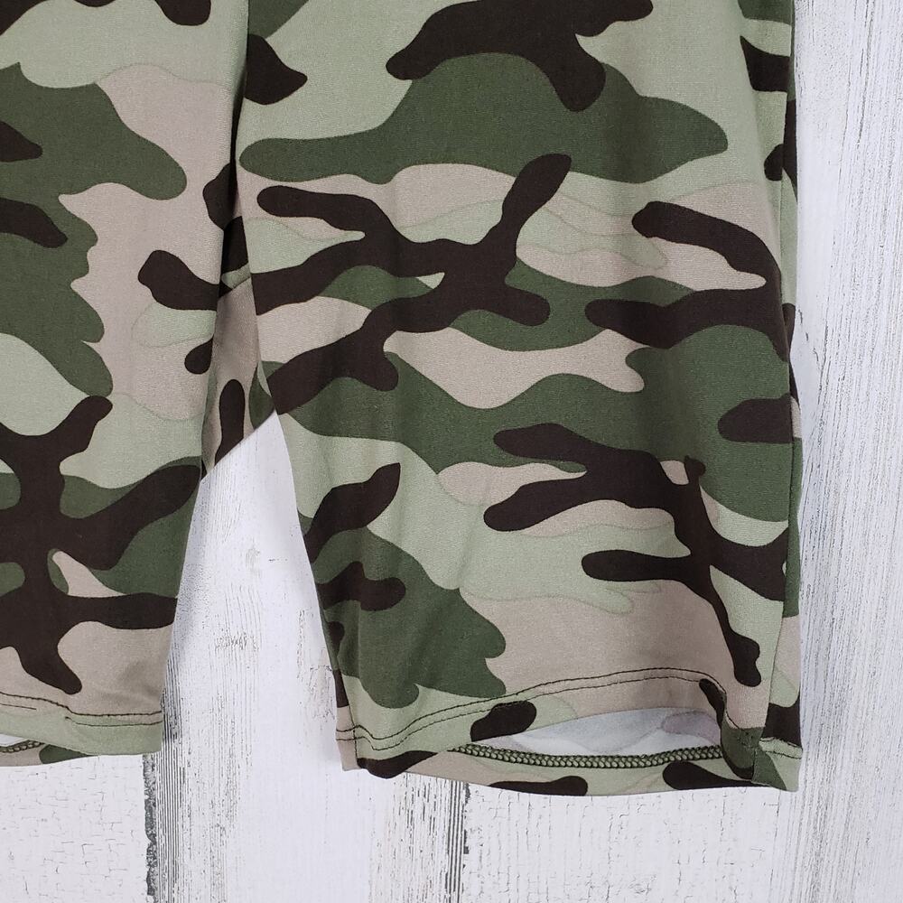 NWT Le Lis Olive Green Camo Camouflage Fitted Biker Athletic Shorts Women's - Picture 4 of 10